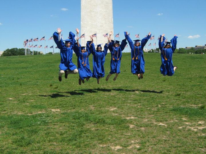 AU Grad